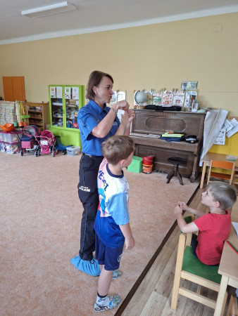 Navštívila nás paní policistka